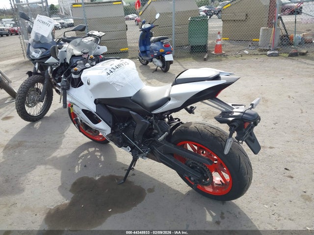 JYARM38Y9PA001638 Yamaha Yzfr7