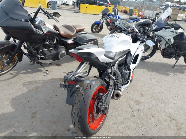 JYARM38Y9PA001638 Yamaha Yzfr7