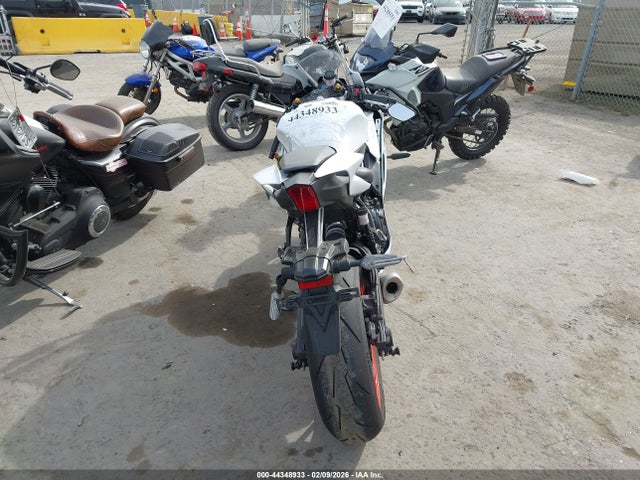 JYARM38Y9PA001638 Yamaha Yzfr7