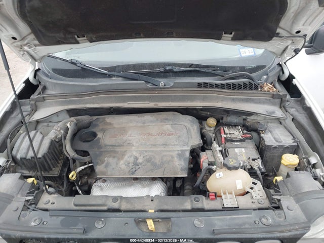 ZACCJAAT3GPC87749 Jeep Renegade Sport