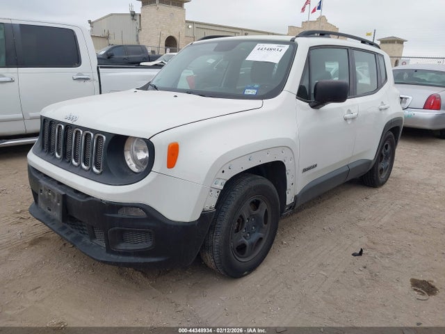 ZACCJAAT3GPC87749 Jeep Renegade Sport