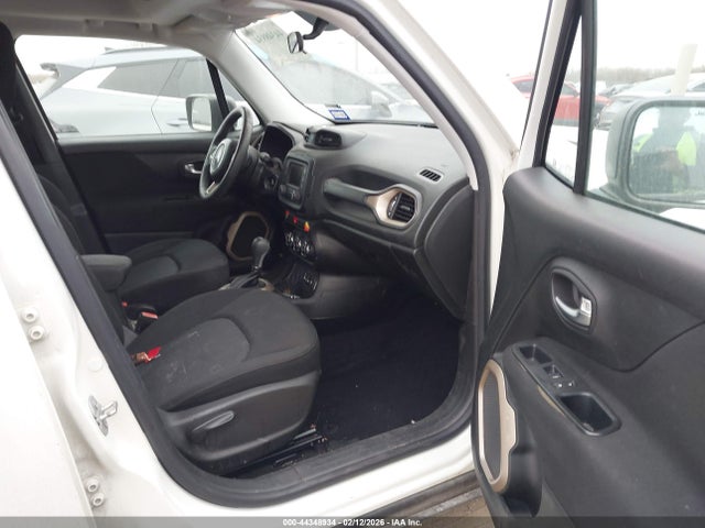 ZACCJAAT3GPC87749 Jeep Renegade Sport