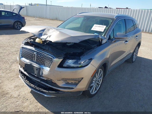 2019 LINCOLN MKC 5LMCJ3C95KUL02975 Photo 1