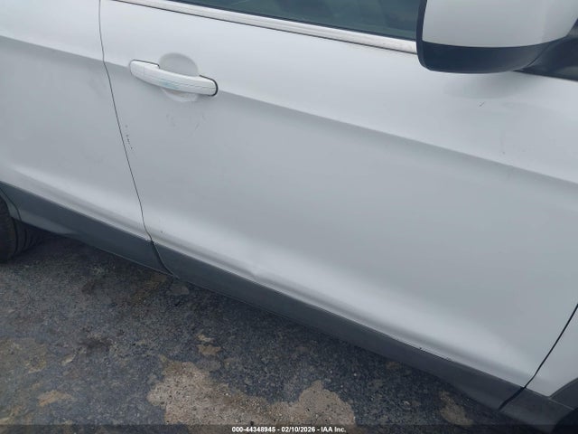 1FMCU0GX1FUA25586 Ford ESCAPE SE