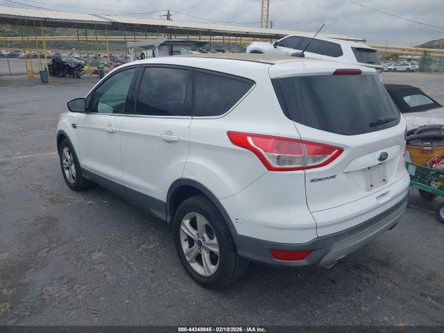 1FMCU0GX1FUA25586 Ford ESCAPE SE