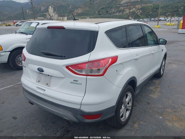 1FMCU0GX1FUA25586 Ford ESCAPE SE