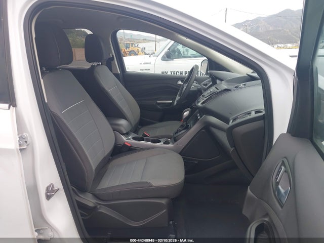 1FMCU0GX1FUA25586 Ford ESCAPE SE