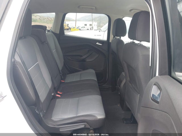 1FMCU0GX1FUA25586 Ford ESCAPE SE