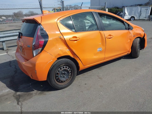 Продажа на аукционе авто 2015 Toyota Prius C One, vin: JTDKDTB33F1097994, номер лота: 44349057