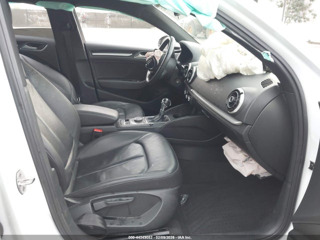 2016 AUDI A3 WAUA7GFF4G1068517 Photo 4