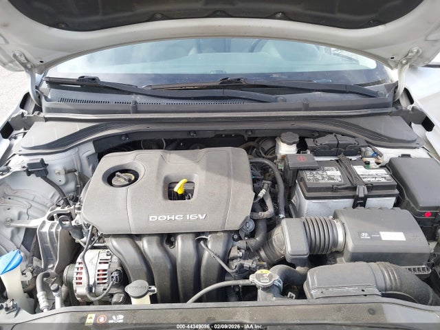 5NPD84LF0HH041678 Hyundai ELANTRA SE