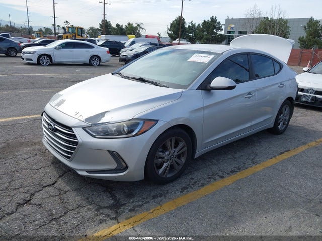 5NPD84LF0HH041678 Hyundai ELANTRA SE