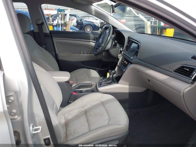 5NPD84LF0HH041678 Hyundai ELANTRA SE