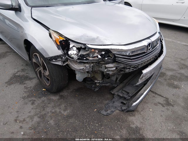1HGCR2F33HA238416 Honda ACCORD LX