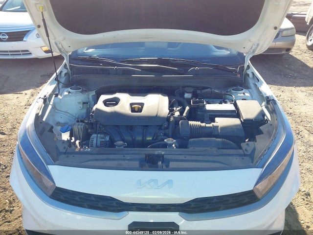 3KPF24AD2PE675167 KIA Forte Lxs