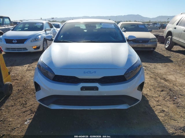3KPF24AD2PE675167 KIA Forte Lxs
