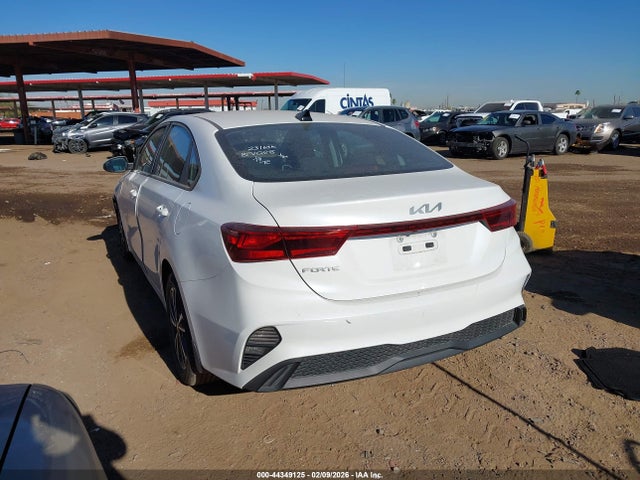3KPF24AD2PE675167 KIA Forte Lxs