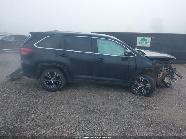 Toyota Highlander Le 2019 5TDZZRFH8KS299557 Image 14