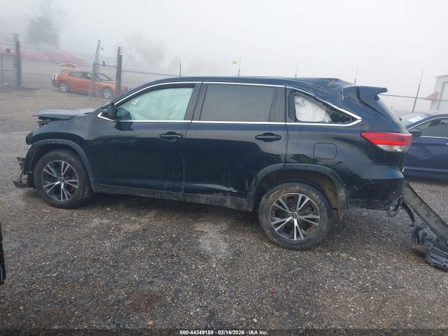 Toyota Highlander Le 2019 5TDZZRFH8KS299557 Image 15