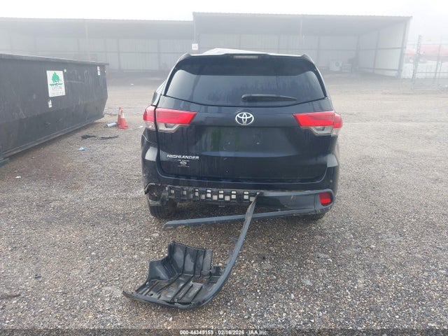 Toyota Highlander Le 2019 5TDZZRFH8KS299557 Image 17
