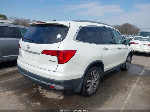 44349165 :رقم المزاد ، 5FNYF5H93HB037901 vin ، 2017 Honda Pilot Touring مزاد بيع