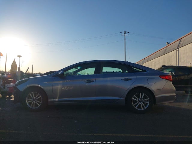 Hyundai Sonata 2016 5NPE24AF7GH397424 Image 15