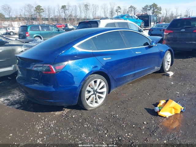 2018 TESLA MODEL 3 5YJ3E1EB1JF133979 Photo 3