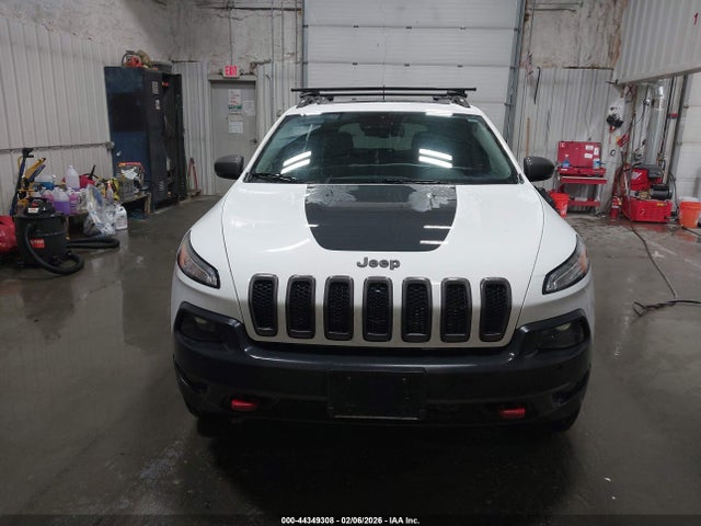 1C4PJMBXXJD582406 Jeep Cherokee Trailhawk 4x4