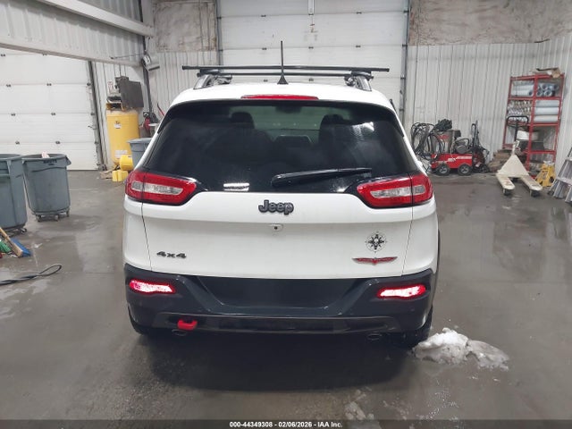 1C4PJMBXXJD582406 Jeep Cherokee Trailhawk 4x4