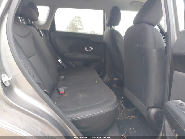 Продажа на аукционе авто 2015 Kia Soul, vin: KNDJN2A21F7189811, номер лота: 44349332