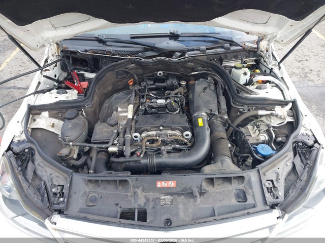 44349337 :رقم المزاد ، WDDGF4HB8DA800707 vin ، 2013 Mercedes-benz C 250 Sport مزاد بيع