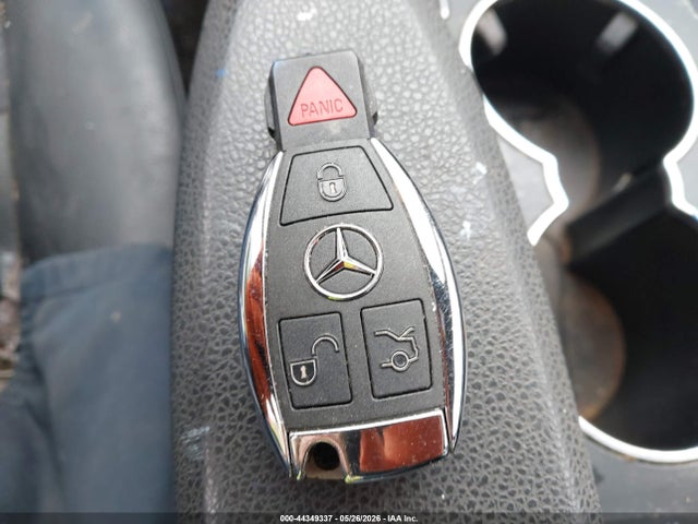 44349337 :رقم المزاد ، WDDGF4HB8DA800707 vin ، 2013 Mercedes-benz C 250 Sport مزاد بيع