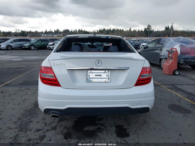 44349337 :رقم المزاد ، WDDGF4HB8DA800707 vin ، 2013 Mercedes-benz C 250 Sport مزاد بيع