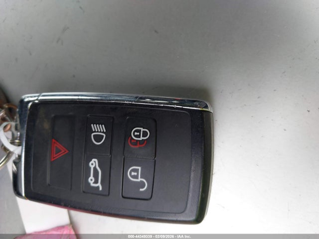 SALRT2RVXKA086626 Land Rover Discovery Hse Luxury