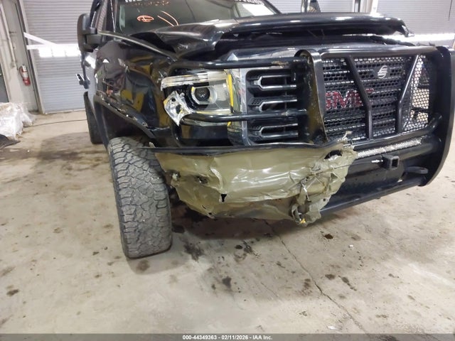 44349363 :رقم المزاد ، 1GT22XE89FZ114108 vin ، 2015 Gmc Sierra 2500hd مزاد بيع