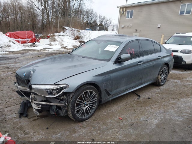 2018 BMW 530E WBAJB1C56JB085134 Photo 1