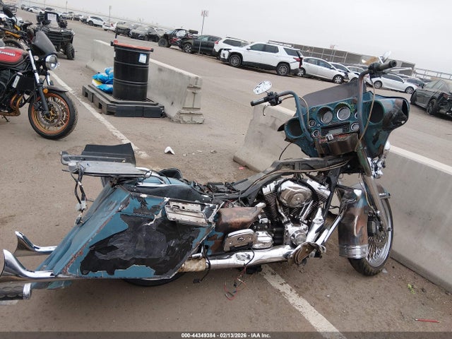 2008 HARLEY-DAVIDSON FLHTCUI 1HD1FC4128Y635773 Photo 3