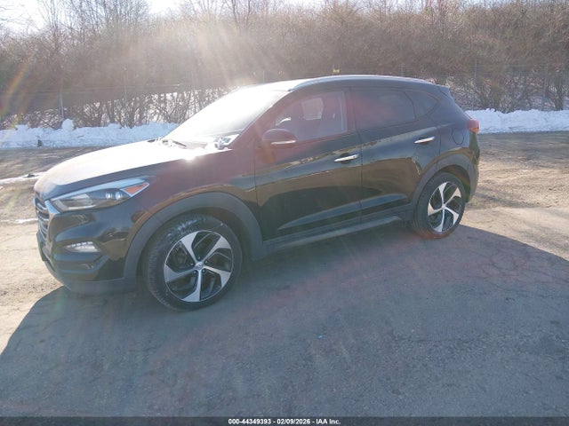 KM8J3CA29GU141161 Hyundai Tucson Limited