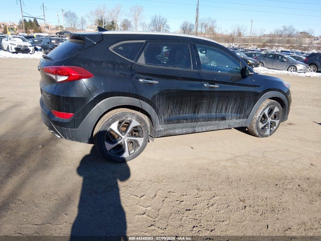 KM8J3CA29GU141161 Hyundai Tucson Limited