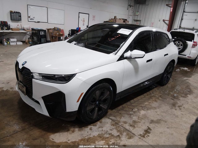 BMW Ix Xdrive50 2025 WB523CF04SCT18824 Image 2