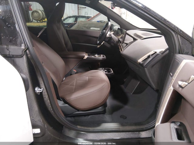 BMW Ix Xdrive50 2025 WB523CF04SCT18824 Image 5