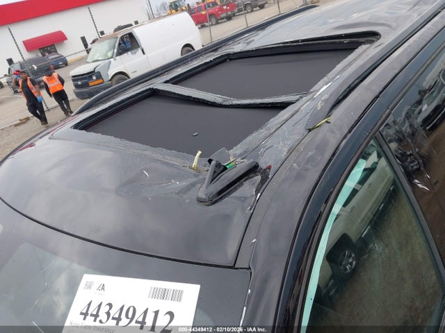 44349412 :رقم المزاد ، 1GNSKEKL5NR288695 vin ، 2022 Chevrolet Suburban 4wd Rst مزاد بيع