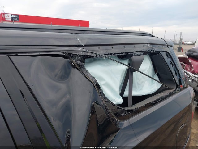 44349412 :رقم المزاد ، 1GNSKEKL5NR288695 vin ، 2022 Chevrolet Suburban 4wd Rst مزاد بيع