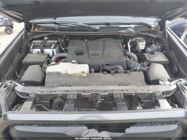 2024 TOYOTA TUNDRA 5TFLA5DB9RX147375 Photo 9