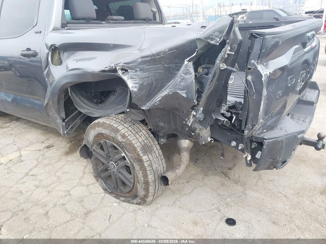 2024 TOYOTA TUNDRA 5TFLA5DB9RX147375 Photo 5
