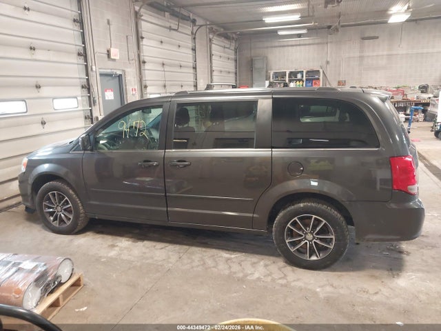 2017 Dodge Grand Caravan Sxt მანქანა იყიდება აუქციონზე, vin: 2C4RDGCG2HR599840, აუქციონის ნომერი: 44349472