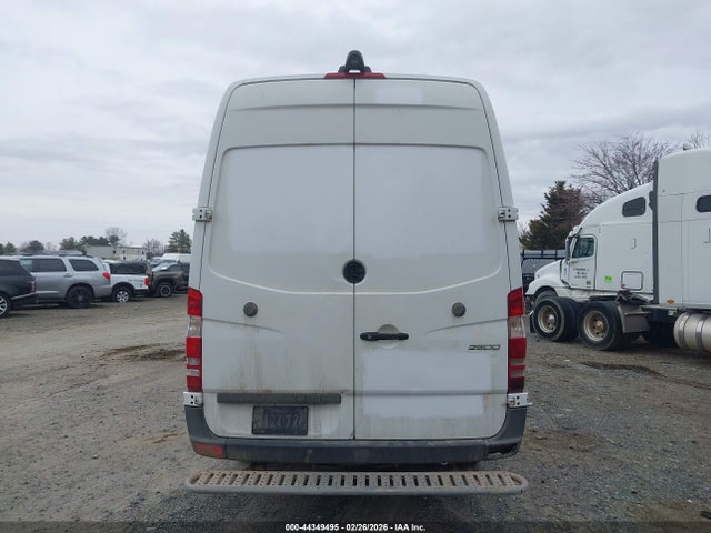 WD3PE8DD6GP364642 Mercedes-Benz Sprinter 2500 High Roof