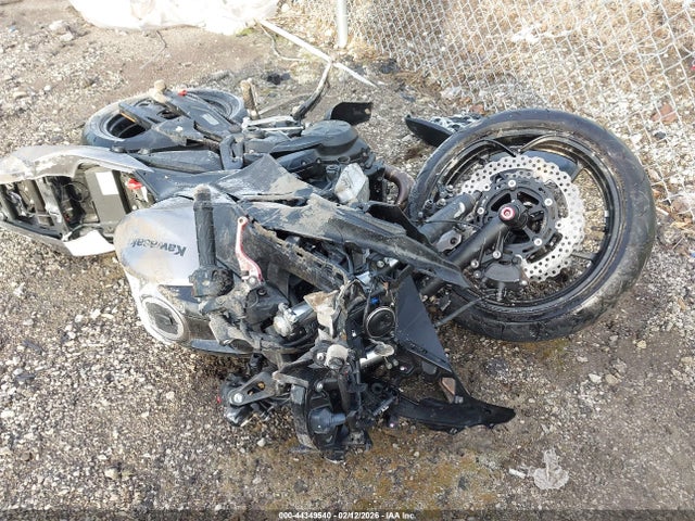 2021 KAWASAKI EX650 ML5EXEM17MDA30156 Photo 2