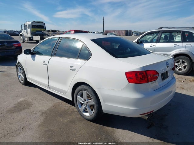 Продаж на аукціоні авто 2011 Volkswagen Jetta 2.0l Tdi, vin: 3VWLL7AJ7BM126308, номер лоту: 44349551