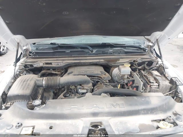 44349577 :رقم المزاد ، 1C6SRFMT0KN589604 vin ، 2019 Ram 1500 Big Horn/lone Star  4x4 6'4 Box مزاد بيع